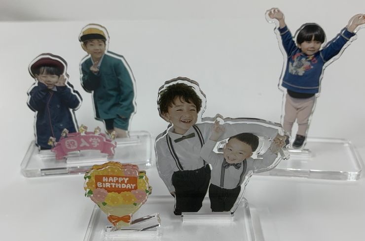 アクリルフィギュア